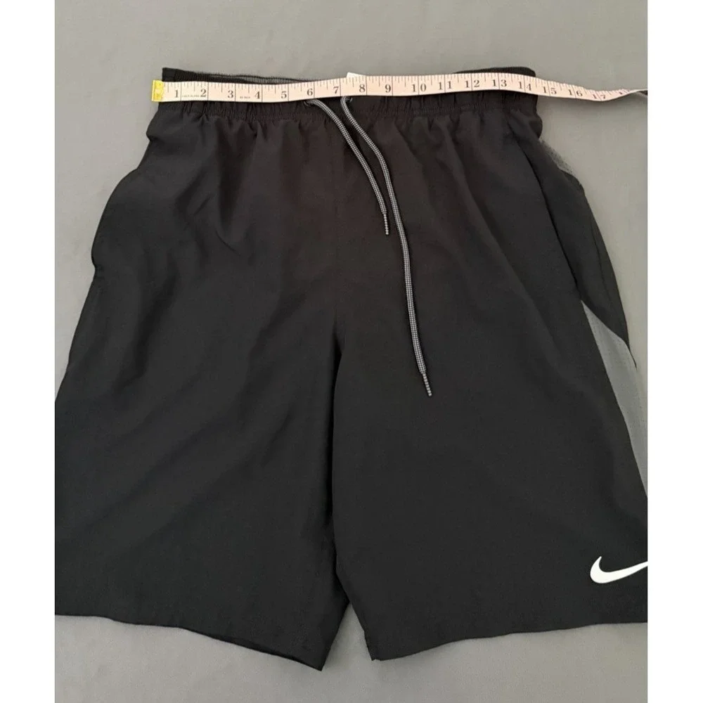 Nike Core Contend Volley Swim Trunks Men's Size Medium Black Drawstring Lined